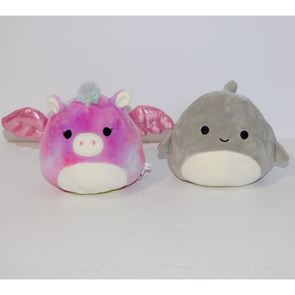 2 Squishmallows Flip a Mallows Ricky Shark Gordon Clown Fish Willow Pegasus